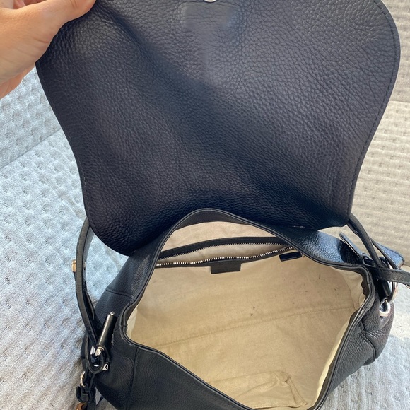 Gucci Authentic Black Shoulder Leather Purse - Picture 3 of 4